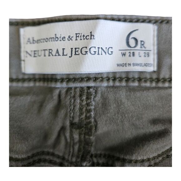 Abercrombie & Fitch Neutral Olive Green Jegging Size 6R - Picture 11 of 11